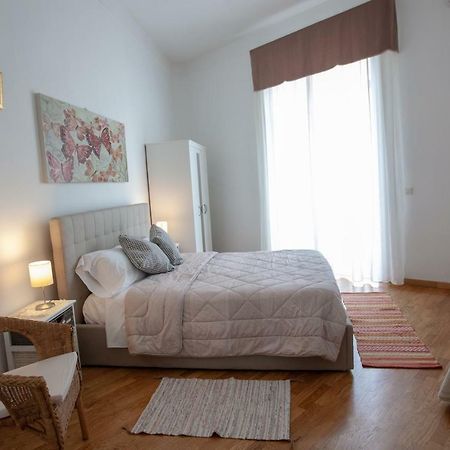 Garibaldi House Apartment Naples Luaran gambar