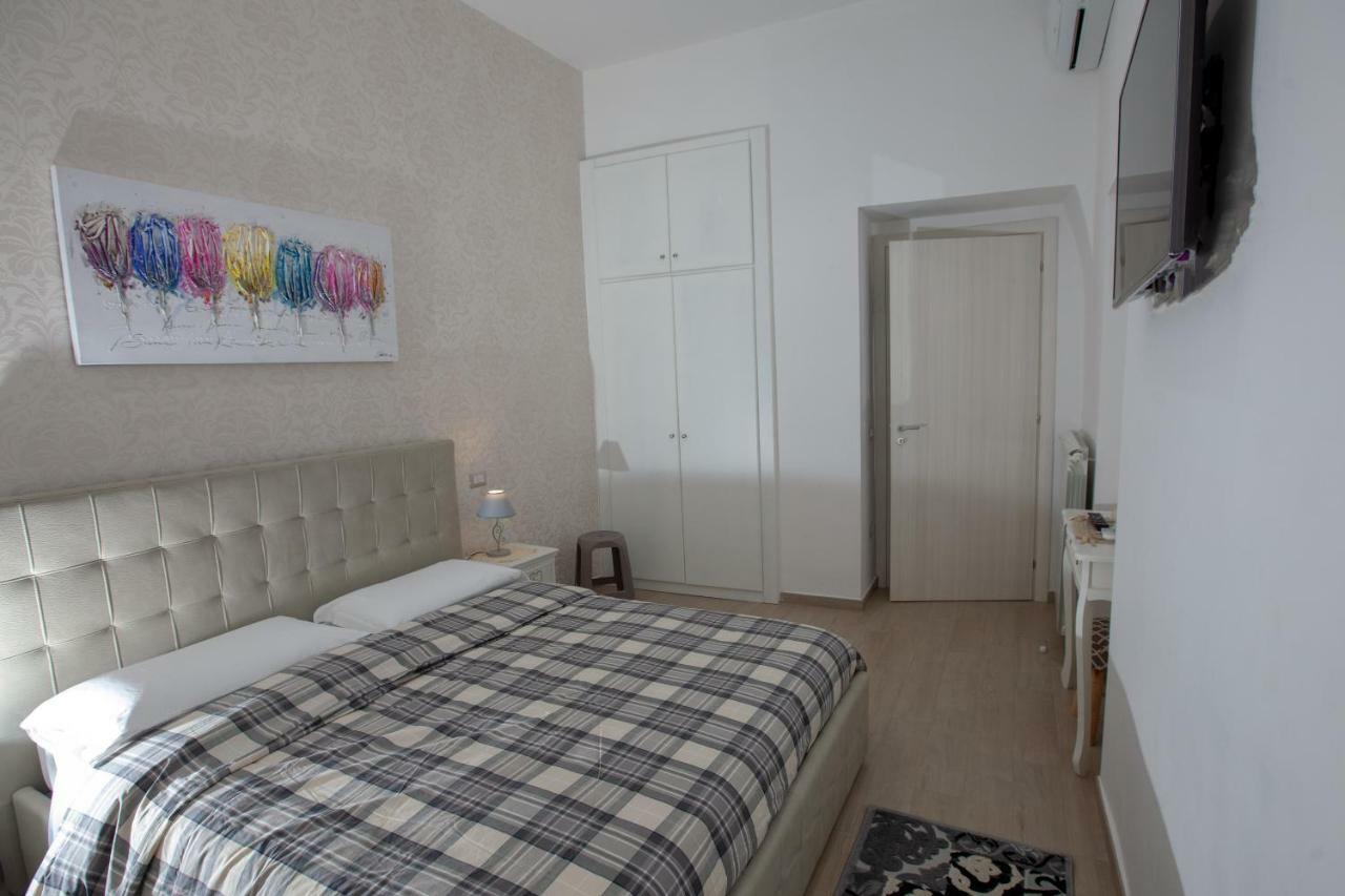 Garibaldi House Apartment Naples Luaran gambar