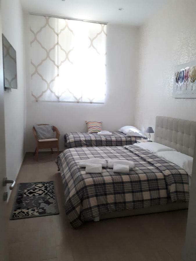Garibaldi House Apartment Naples Luaran gambar