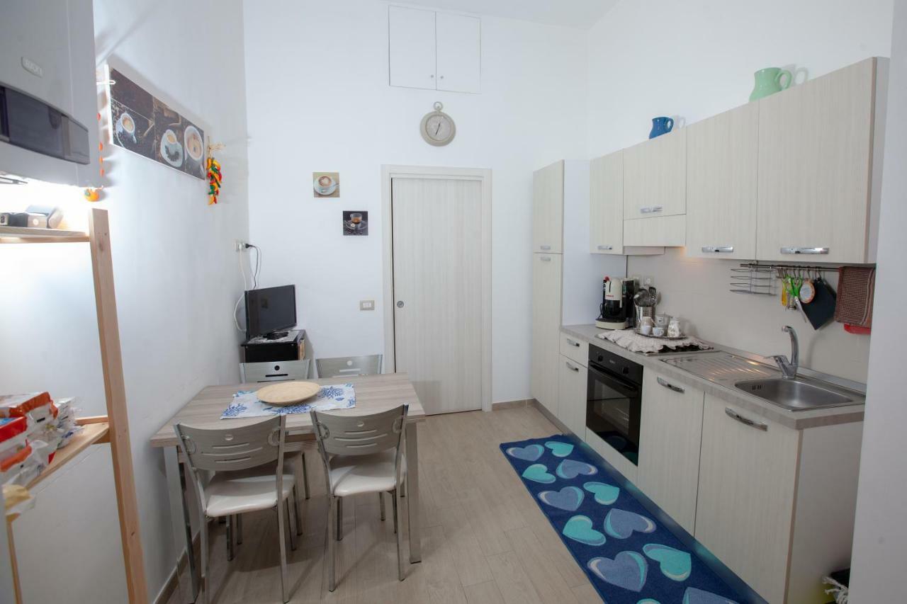Garibaldi House Apartment Naples Luaran gambar