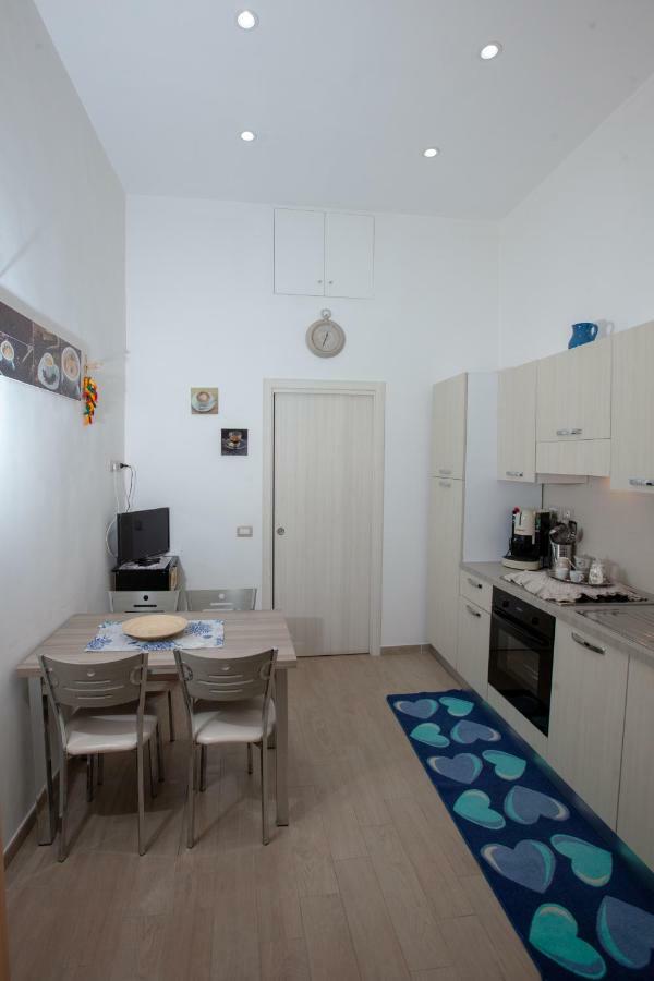 Garibaldi House Apartment Naples Luaran gambar